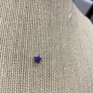 Tiny holographic purple star necklace🌟